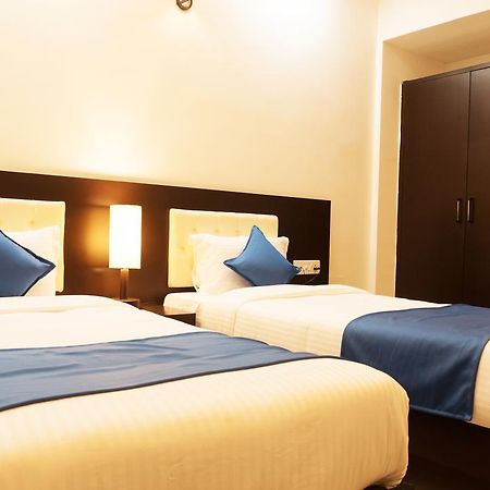Hotel Max Inn Bhāgalpur Екстериор снимка