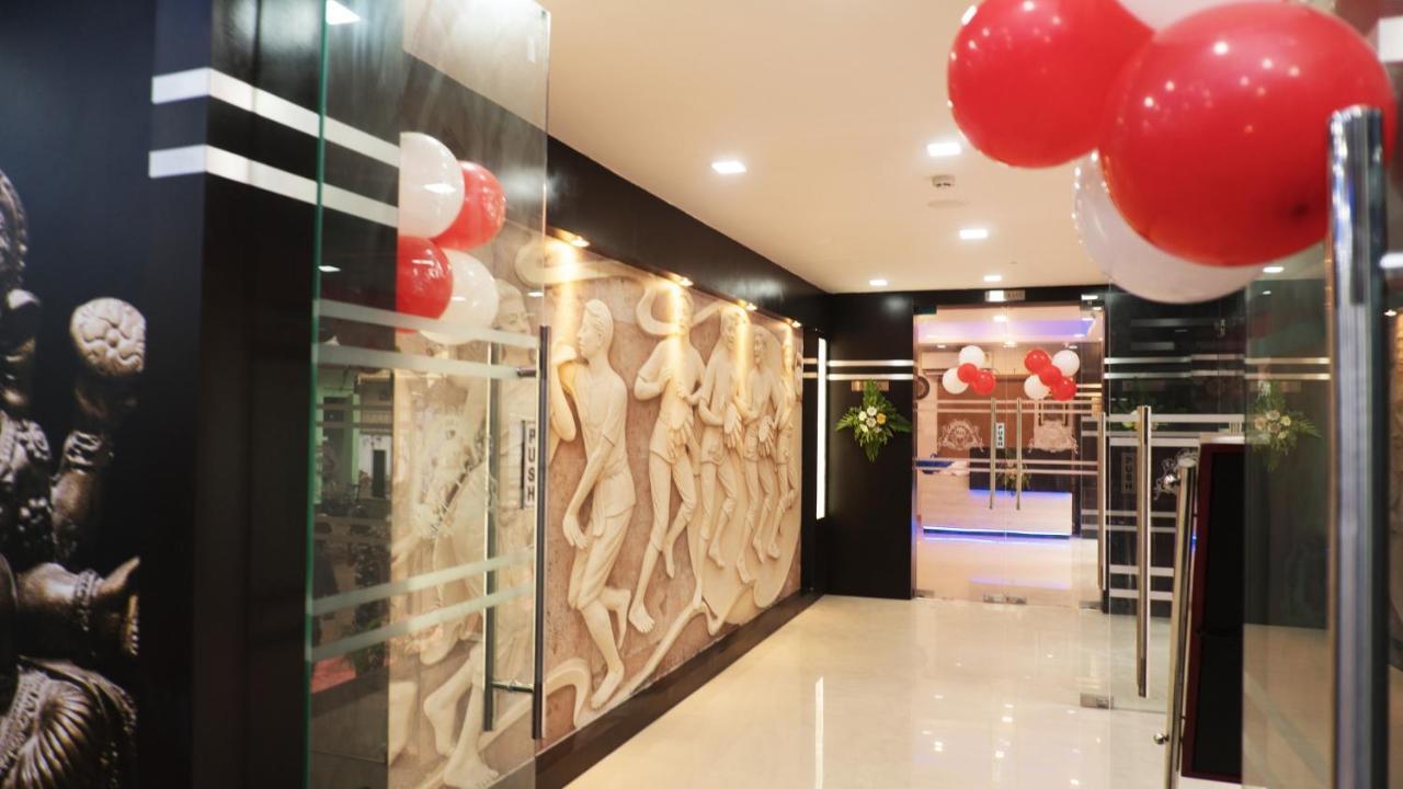 Hotel Max Inn Bhāgalpur Екстериор снимка
