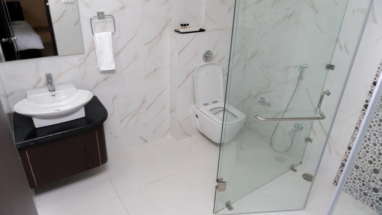 Hotel Max Inn Bhāgalpur Екстериор снимка